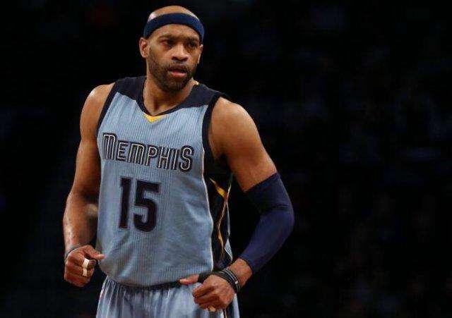 他在这场比 他在这场比