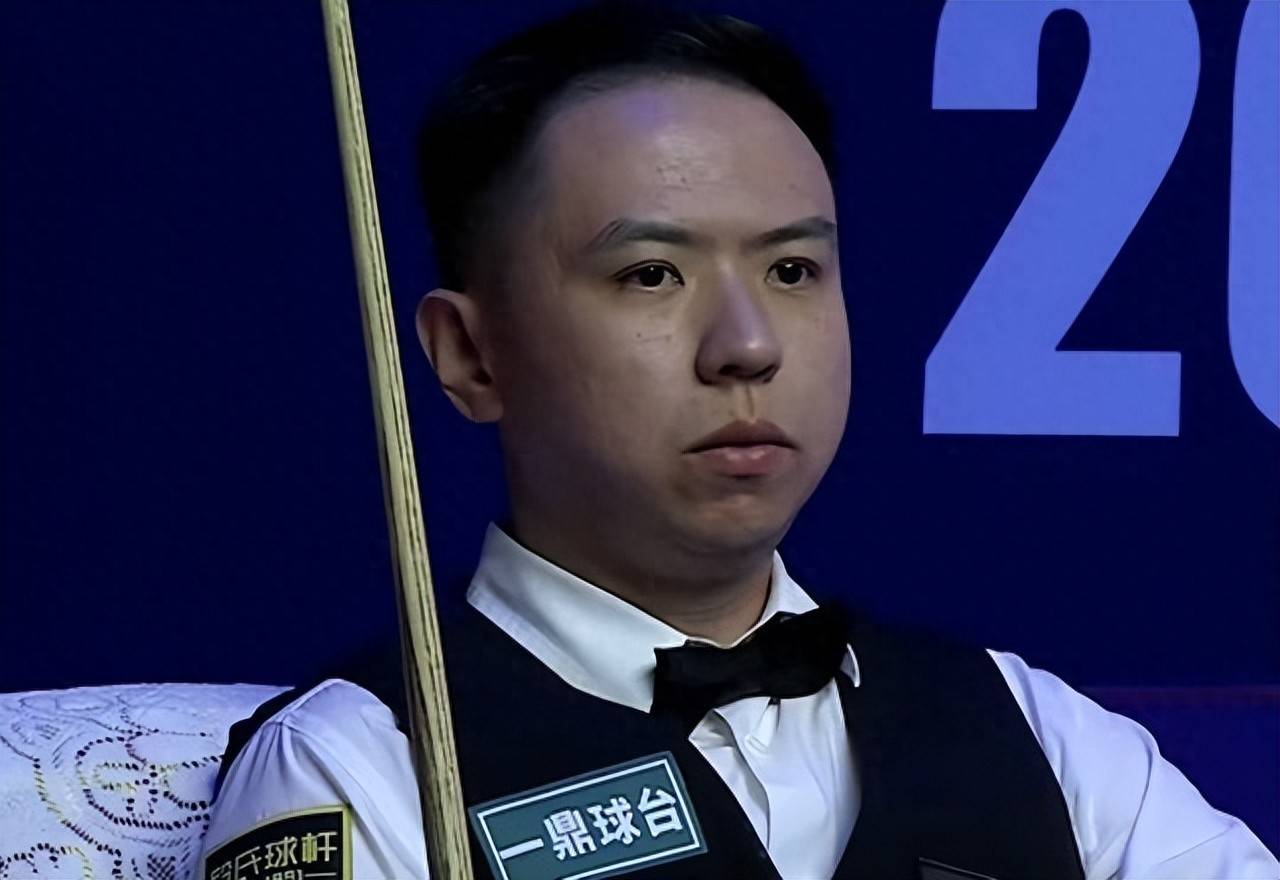 坛上逐渐增 坛上逐渐增