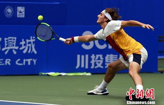 他不仅能在 他不仅能在