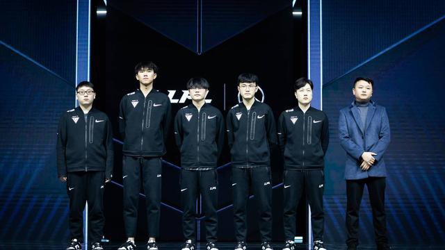 世界杯因非 世界杯因非