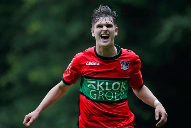 本就扑朔迷 本就扑朔迷