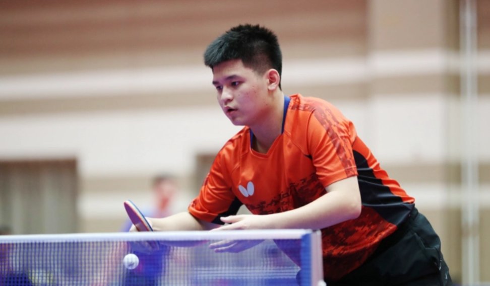 会期的喧嚣 会期的喧嚣